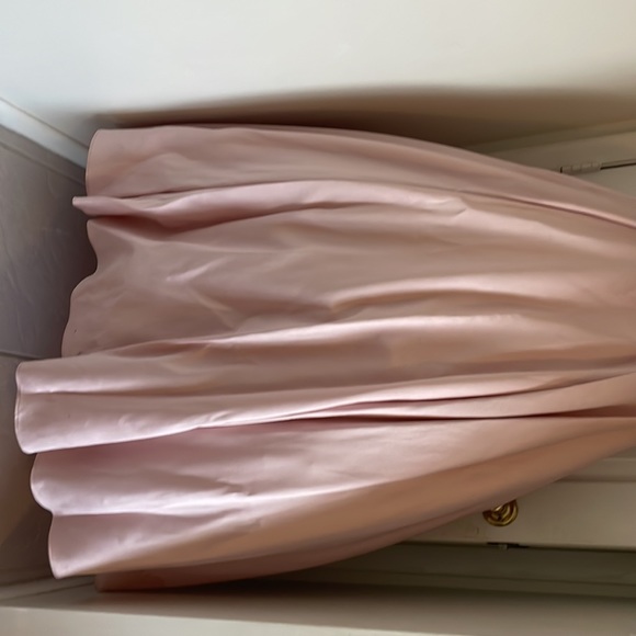 Dress - Picture 4 of 4